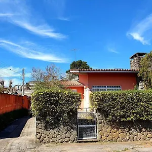 https://edicula-da-lele.camposdojordaohotels.net